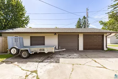 5913 Banks Ave, Superior, WI 54880 - Photo 6