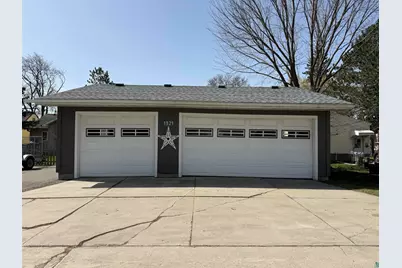 1321 S 13th St, Virginia, MN 55792 - Photo 32