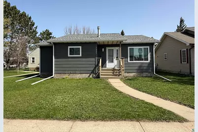 1321 S 13th St, Virginia, MN 55792 - Photo 1