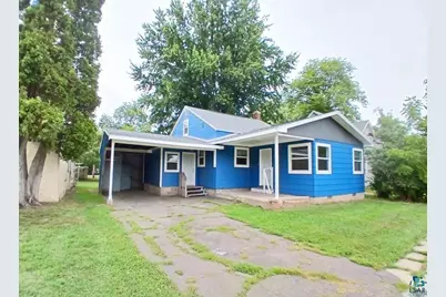 605 Commercial Ave, Pine City, MN 55072 - Photo 2
