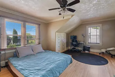 5215 Avondale St, Duluth, MN 55804 - Photo 16
