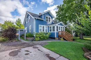 5215 Avondale St, Duluth, MN 55804 - Photo 1