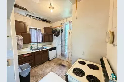 101 E 4th St, Duluth, MN 55805 - Photo 2