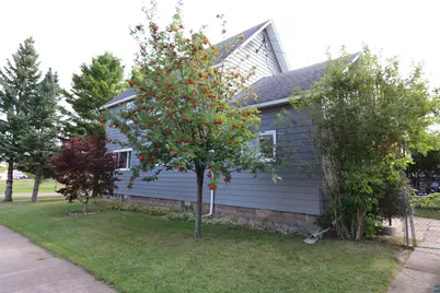 303 7th Ave E, Ashland, WI 54806 - Photo 6