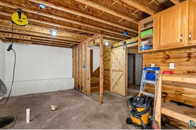 5466 Jean Duluth Rd, Duluth, MN 55903 - Photo 18