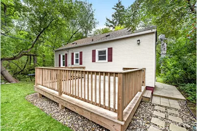 2125 W 10th St, Duluth, MN 55806 - Photo 32