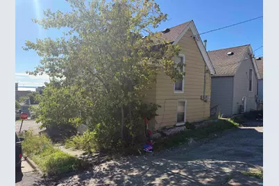 301 W 4th Street, Duluth, MN 55806 - Photo 4