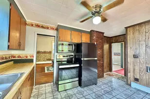 521 8th Ave, Two Harbors, MN 55616 - Photo 6