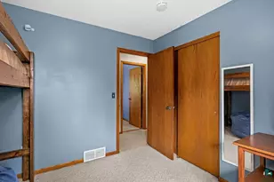 2102 N Robin Ave, Duluth, MN 55811 - Photo 18