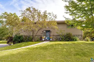 2102 N Robin Ave, Duluth, MN 55811 - Photo 1