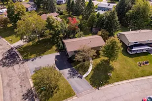 2102 N Robin Ave, Duluth, MN 55811 - Photo 34