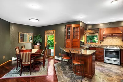 5134 Maple Grove Rd, Hermantown, MN 55811 - Photo 6