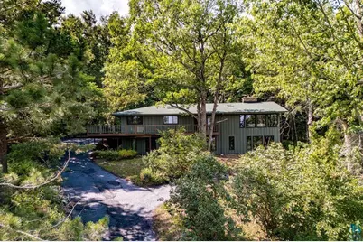 2207 Heather Ave, Duluth, MN 55803 - Photo 2