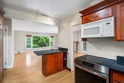 2524 Branch St, Duluth, MN 55812 - Photo 12