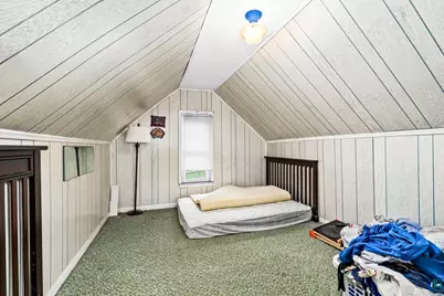 2024 W 5th St, Duluth, MN 55804 - Photo 22