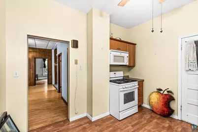 2024 W 5th St, Duluth, MN 55804 - Photo 14