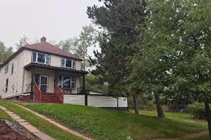 1215 W 4th St, Duluth, MN 55806 - Photo 1
