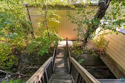 1215 W 4th St, Duluth, MN 55806 - Photo 38