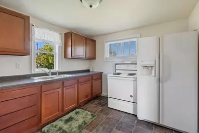 6409 Banks Ave, Superior, WI 54880 - Photo 8