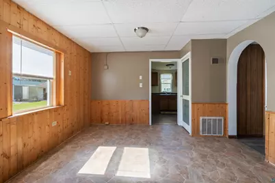 6409 Banks Ave, Superior, WI 54880 - Photo 6