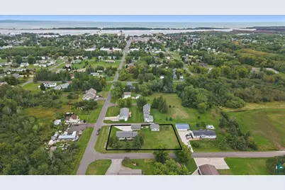 2203 E 14th St, Superior, WI 54880 - Photo 6