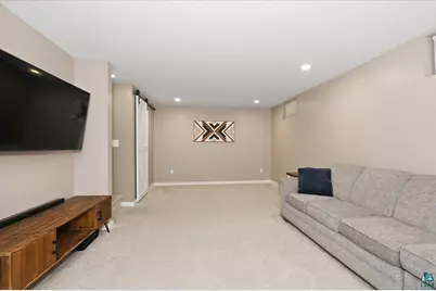 2203 E 14th St, Superior, WI 54880 - Photo 26