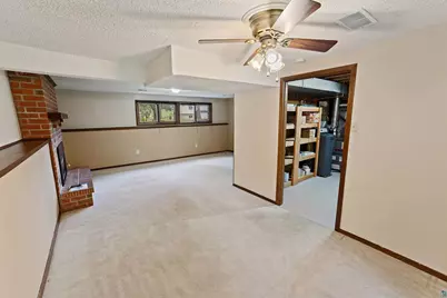 8653 NE 1/2 St, Circle Pines, MN 55014 - Photo 16