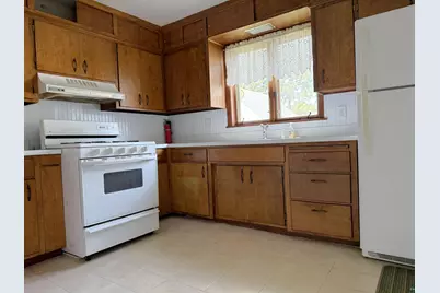 623 E Pattison St, Ely, MN 55731 - Photo 2