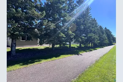 38 Billings Ln, Superior, WI 54880 - Photo 6
