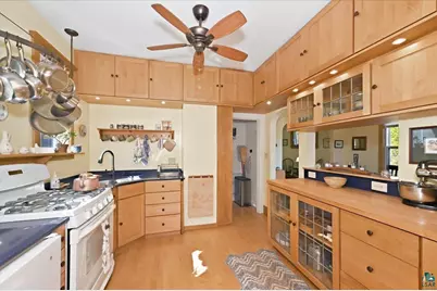 1612 E Skyline Pkwy, Duluth, MN 55805 - Photo 12