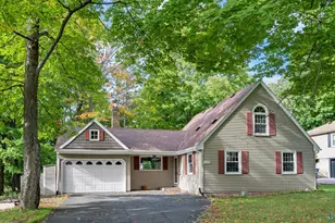 1915 Hartley Rd, Duluth, MN 55803 - Photo 1