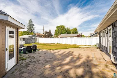 2611 Cumming Ave, Superior, WI 54880 - Photo 50