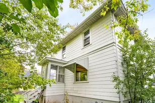 1306 E 11th St, Duluth, MN 55805 - Photo 24