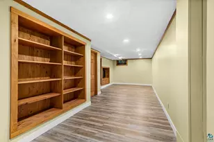 519 Anderson Rd, Duluth, MN 55811 - Photo 32