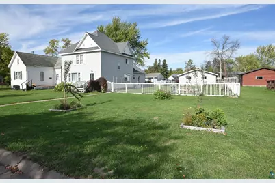2113 5th St E, Ashland, WI 54806 - Photo 1