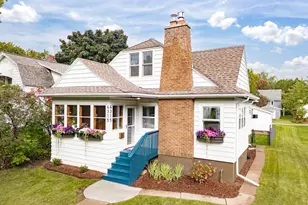 4315 Gladstone St, Duluth, MN 55804 - Photo 1