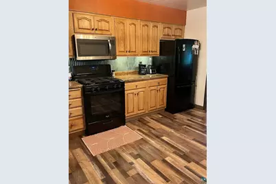 806 N 7th St, Virginia, MN 55792 - Photo 6