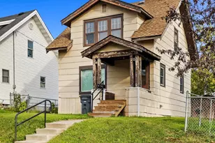 16 Sunnyside St, Duluth, MN 55808 - Photo 2