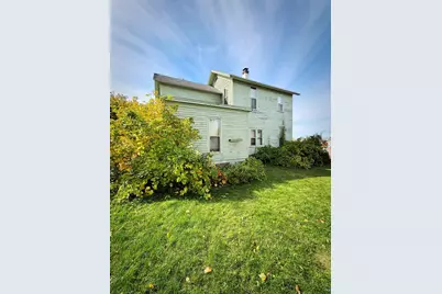 510 Lake Shore Dr W, Ashland, WI 54806 - Photo 2