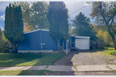37 Bell Cr, Silver Bay, MN 55614 - Photo 2