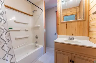 212 S 8th St, Virginia, MN 55792 - Photo 22