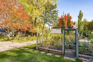 2920 E 2nd St, Duluth, MN 55812 - Photo 22