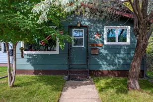 931 E Harvey St, Ely, MN 55731 - Photo 2