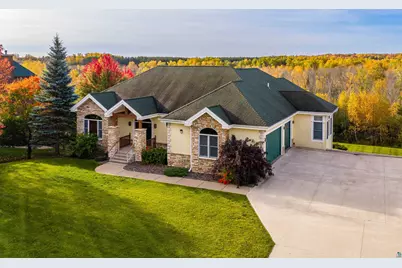 416 Hastings Dr, Duluth, MN 55803 - Photo 1