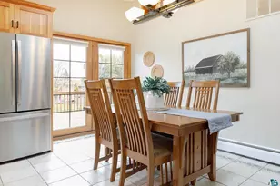 650 Leicester Ave, Duluth, MN 55803 - Photo 10