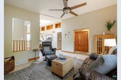 650 Leicester Ave, Duluth, MN 55803 - Photo 8