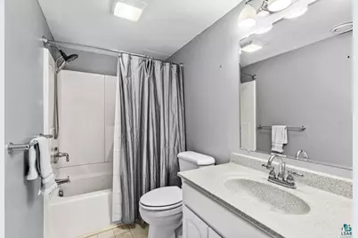 3810 E 4th St, Duluth, MN 55804 - Photo 34