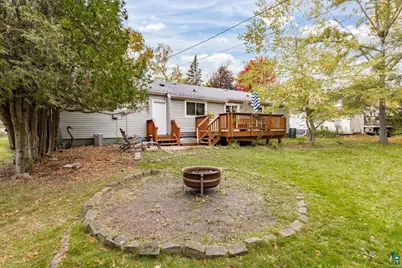 3810 E 4th St, Duluth, MN 55804 - Photo 2