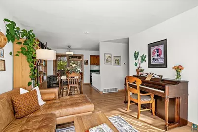 35 E Niagara St, Duluth, MN 55811 - Photo 4