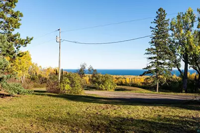 5751 Bergquist Rd, Duluth, MN 55804 - Photo 6